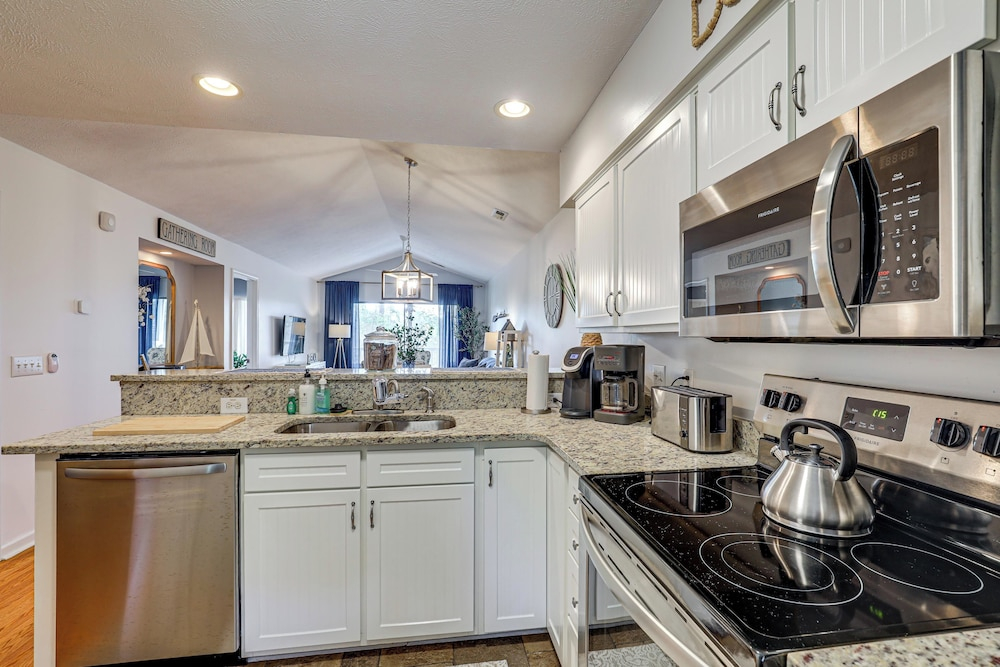 Pawleys Island Beach & Golf Family Retreat