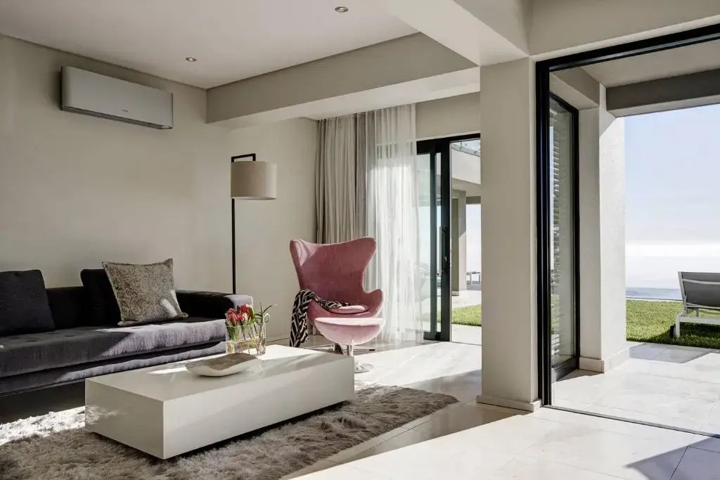 CB-ONE Luxury Stay