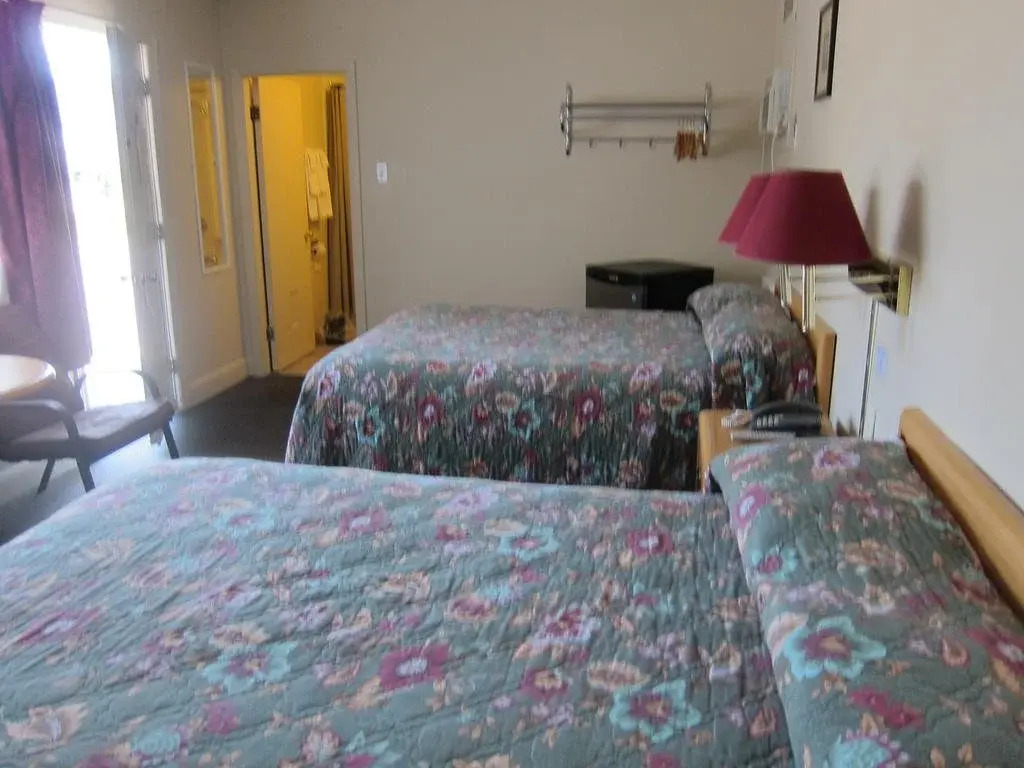Fundy Spray Motel