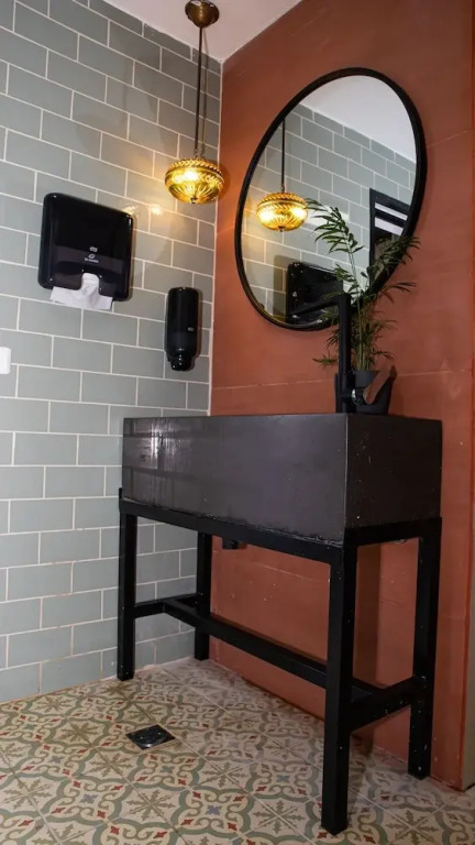 Neve Shalom Hotel