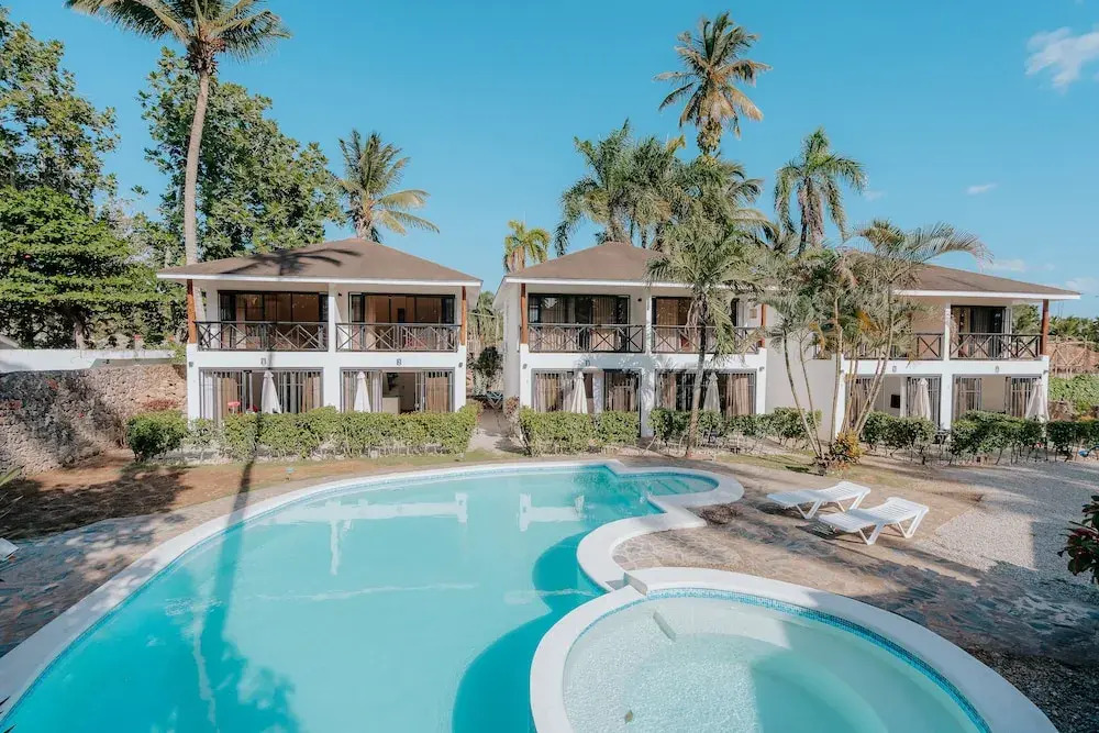 Condo Hotel Playa Las Ballenas