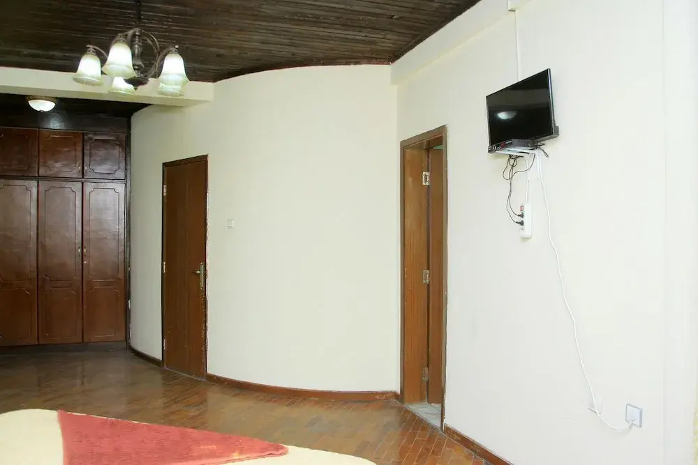 Tseder Pension