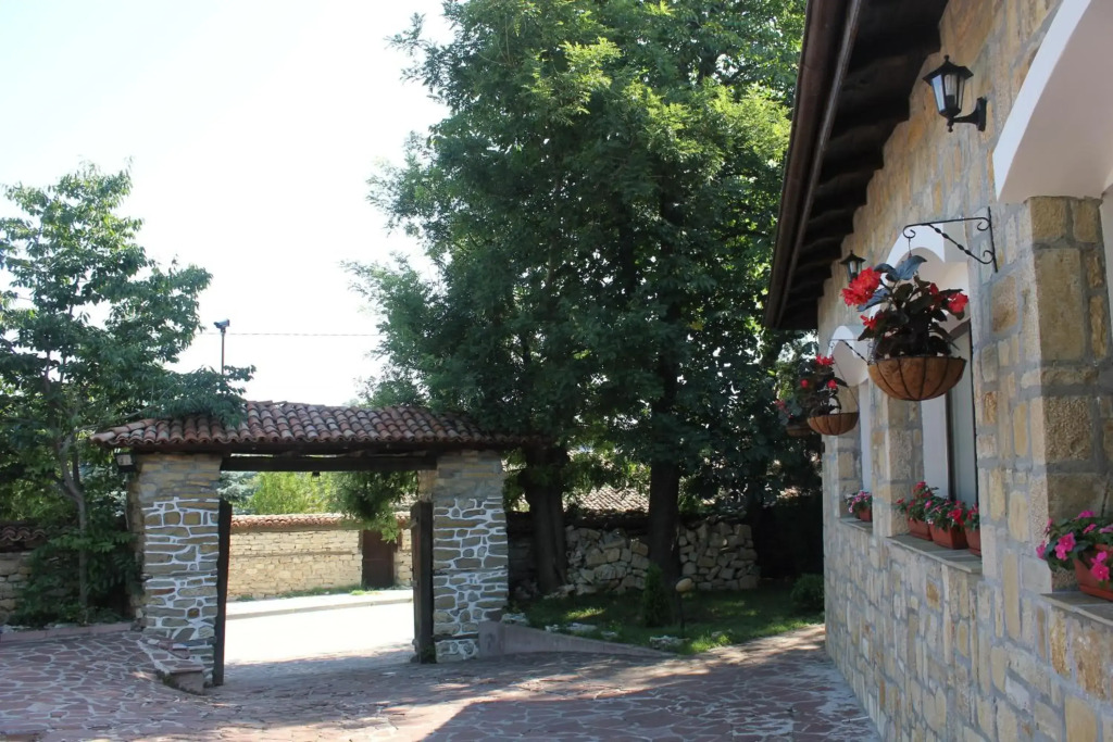 Hotel Izvora - Garden Retreat