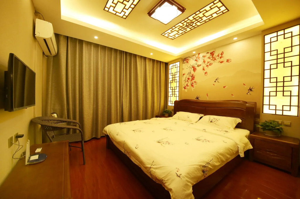 Zhouzhuang Nostalgia Town Theme Hostel