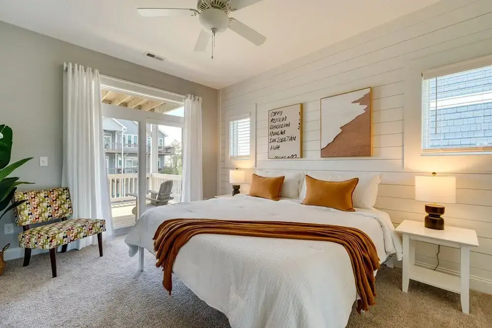 Modern Surf City Beach House w/ Hot Tub!