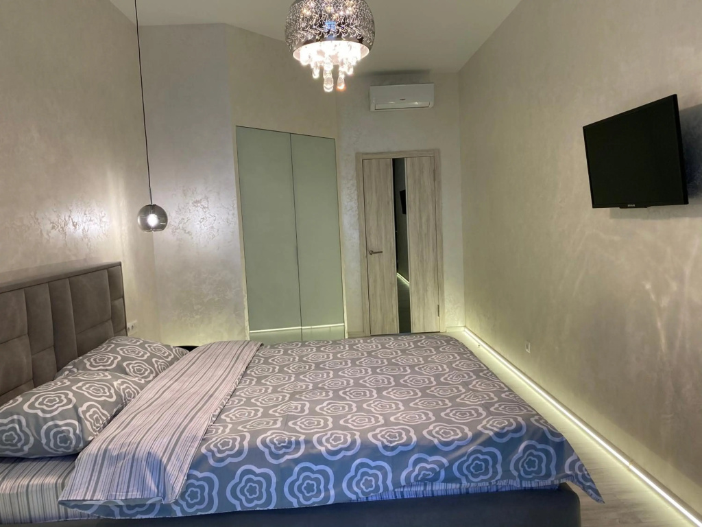 Panorama Luxury Apartment in The House with a Spire, a historical building in the city centre