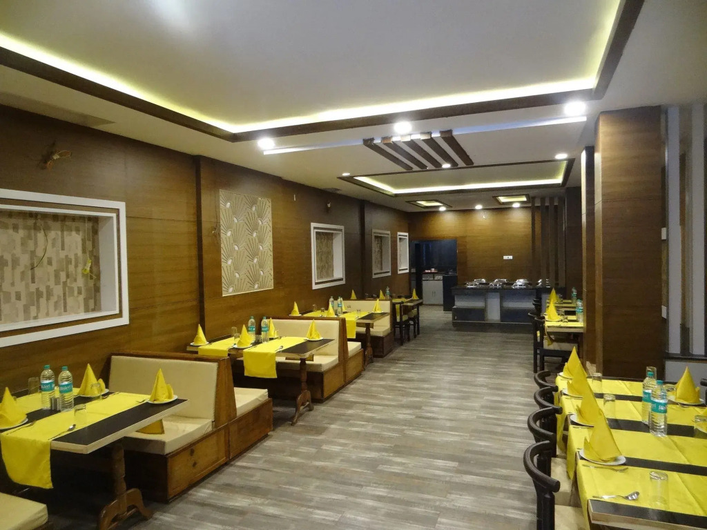 Kamakshi Residency by Royal Collection