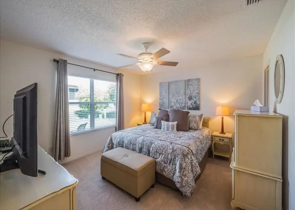 English Ivy Court 2600 by White Pelican VR