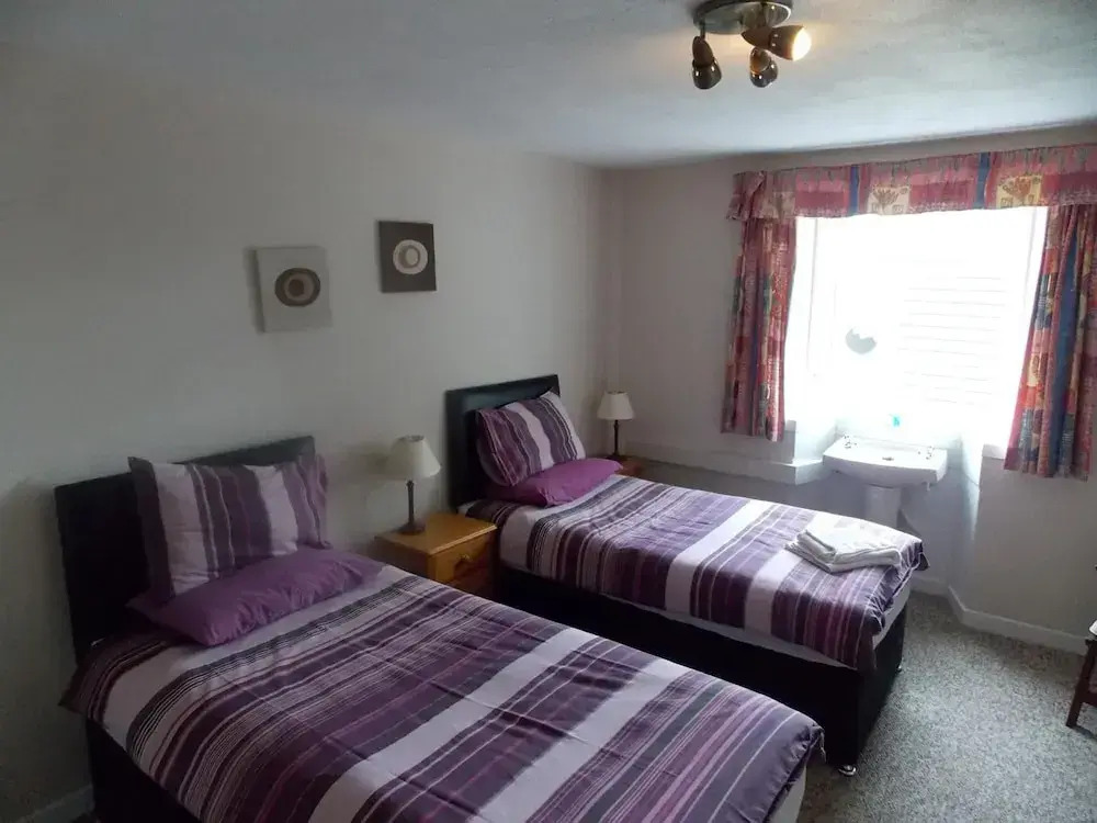 Station View Guest House