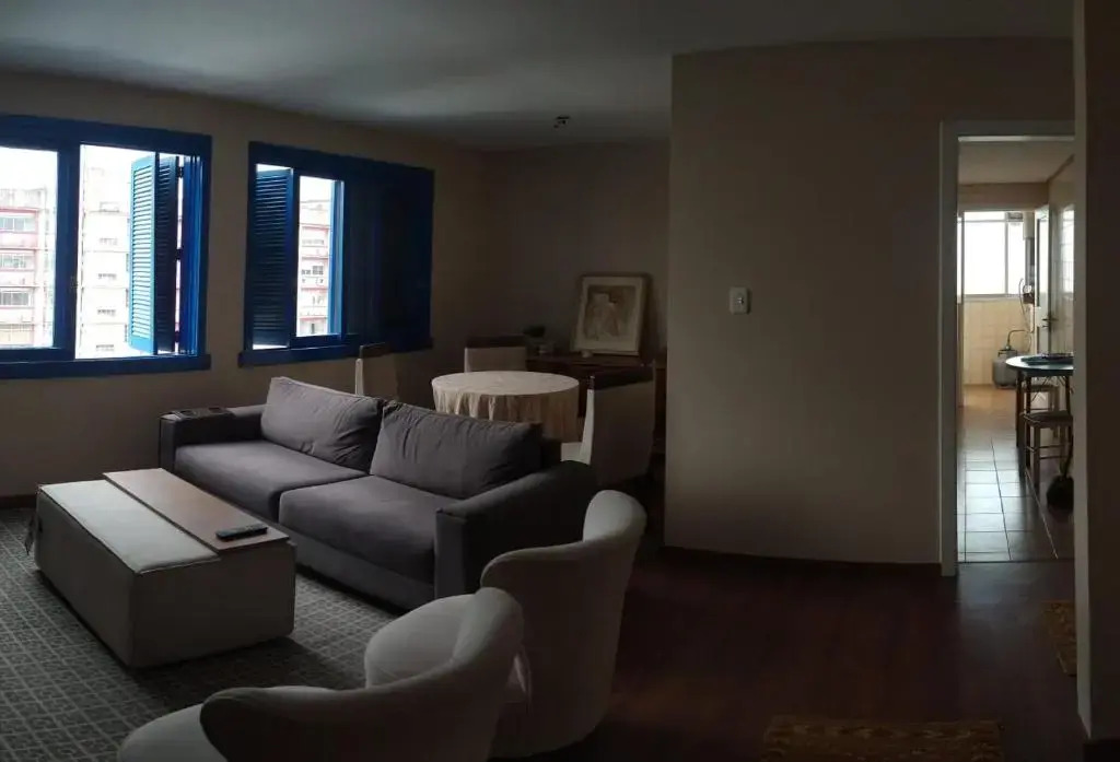 Apartamento central com garagem e elevador
