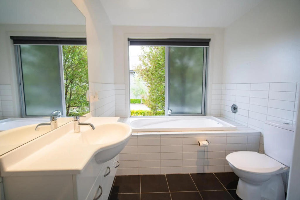 Southland Sounds - Te Anau Holiday Home