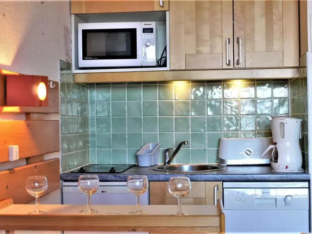 Appartement Risoul, 1 pièce, 4 personnes - FR-1-330-221