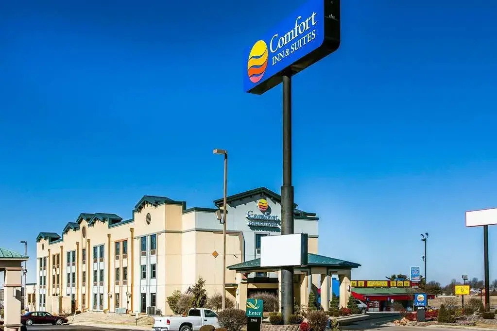 Comfort Inn & Suites