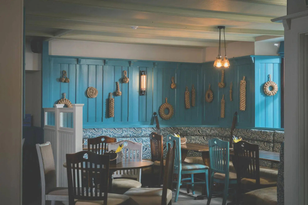 Harbour Inn