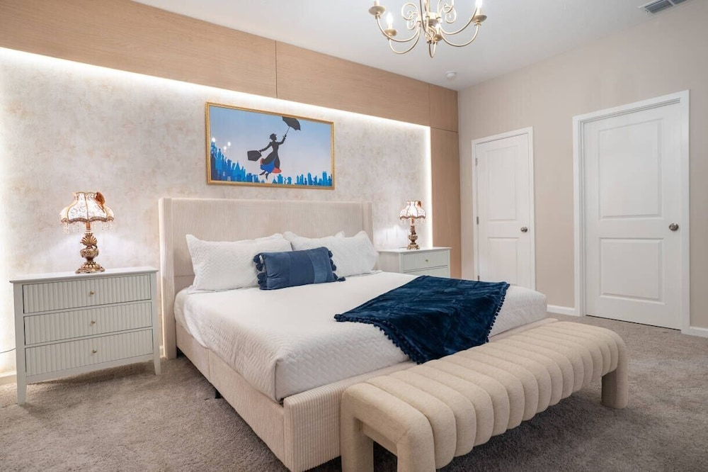 8BR Home w/ Theater & Pool Solara Resort