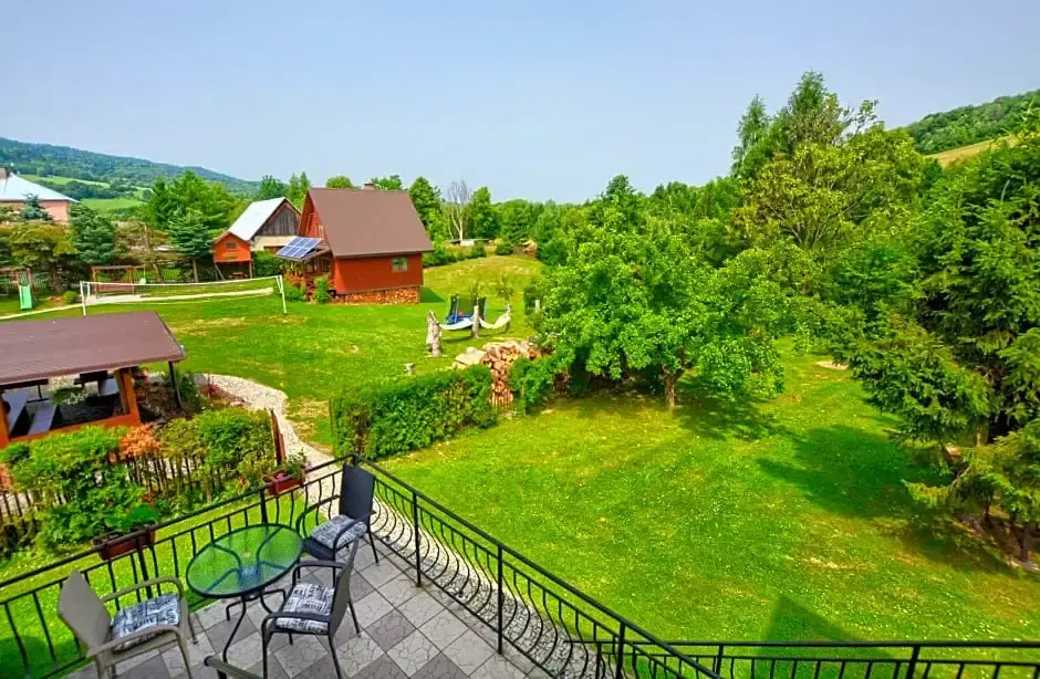 Pod akacjami
