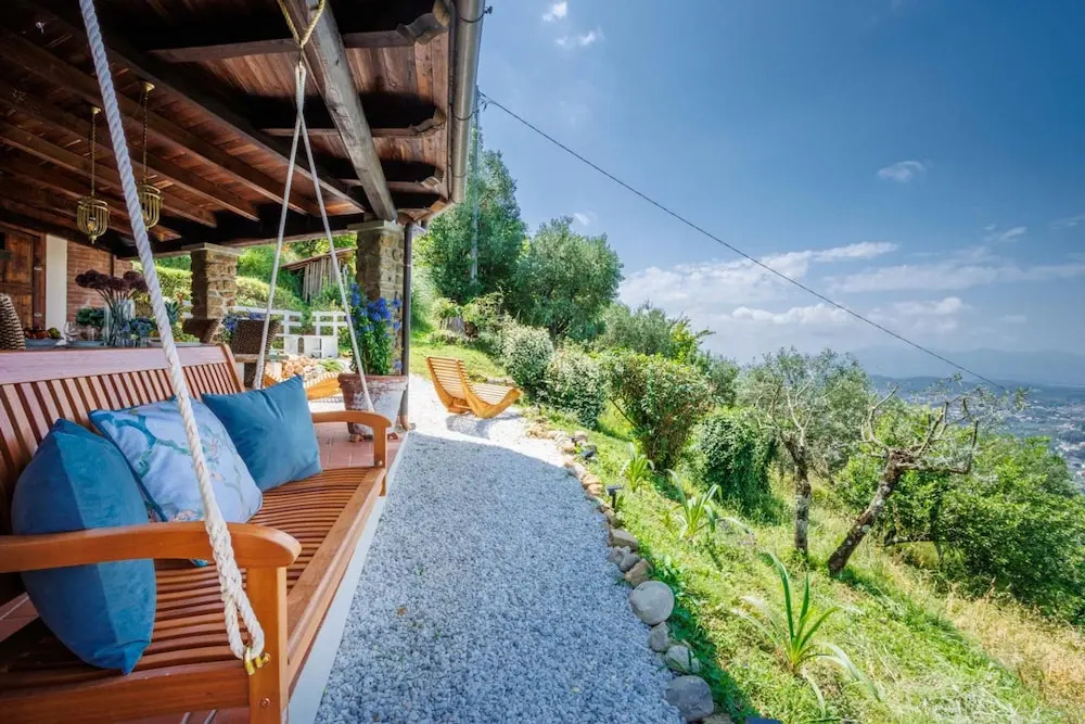 Sospirata Farmhouse in Pescia