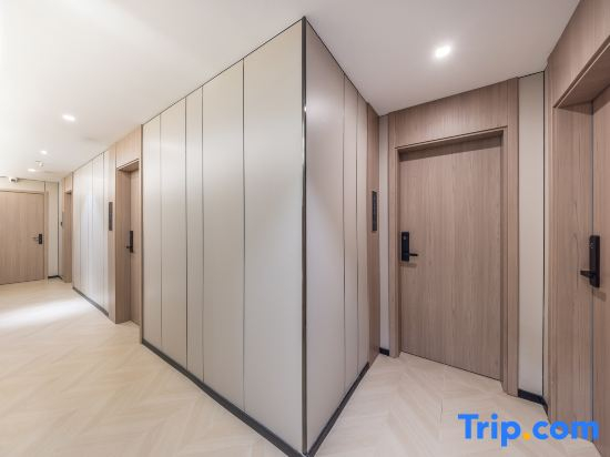 Nice Express Hotel (Lanzhou High-Speed Railway West Station Tumen Dun Subway Station)