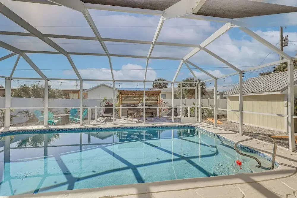 Pool Paradise! Port Charlotte Home Near Beach