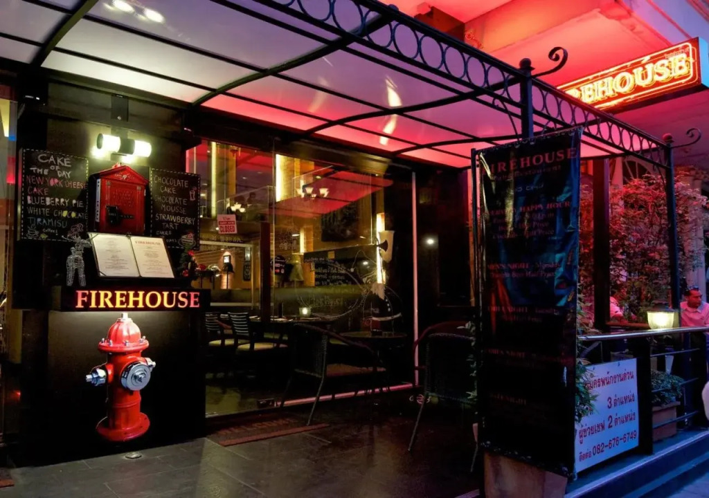 Seasons Boutique Hotel