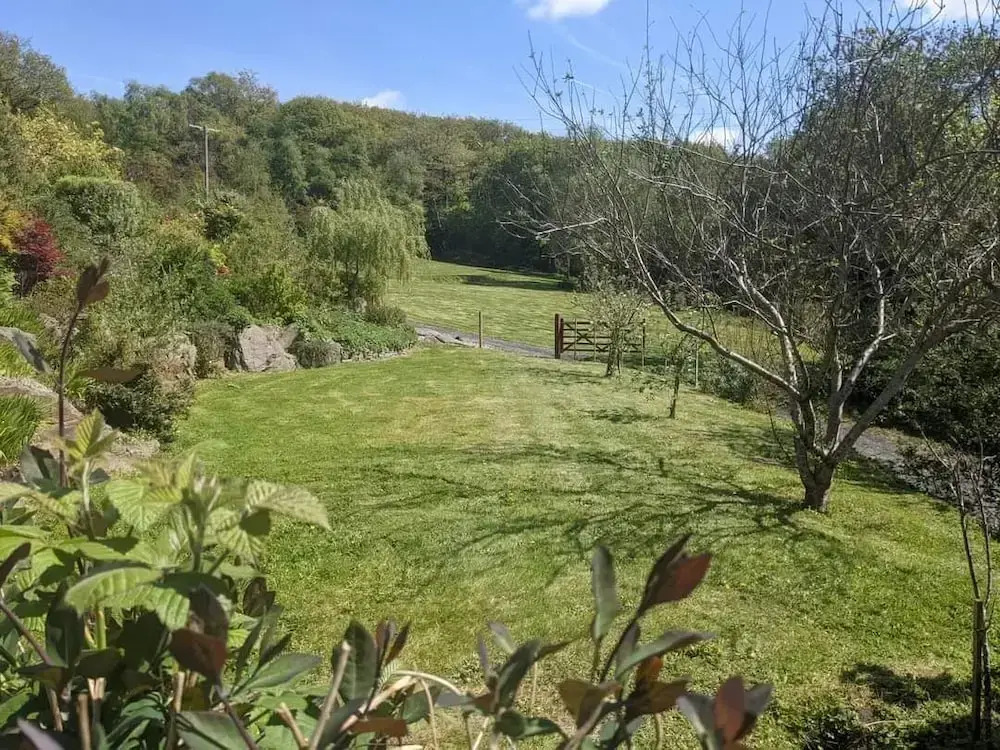 Cwmbach Cottages