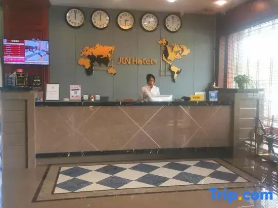 Junyi Apartment Hotel