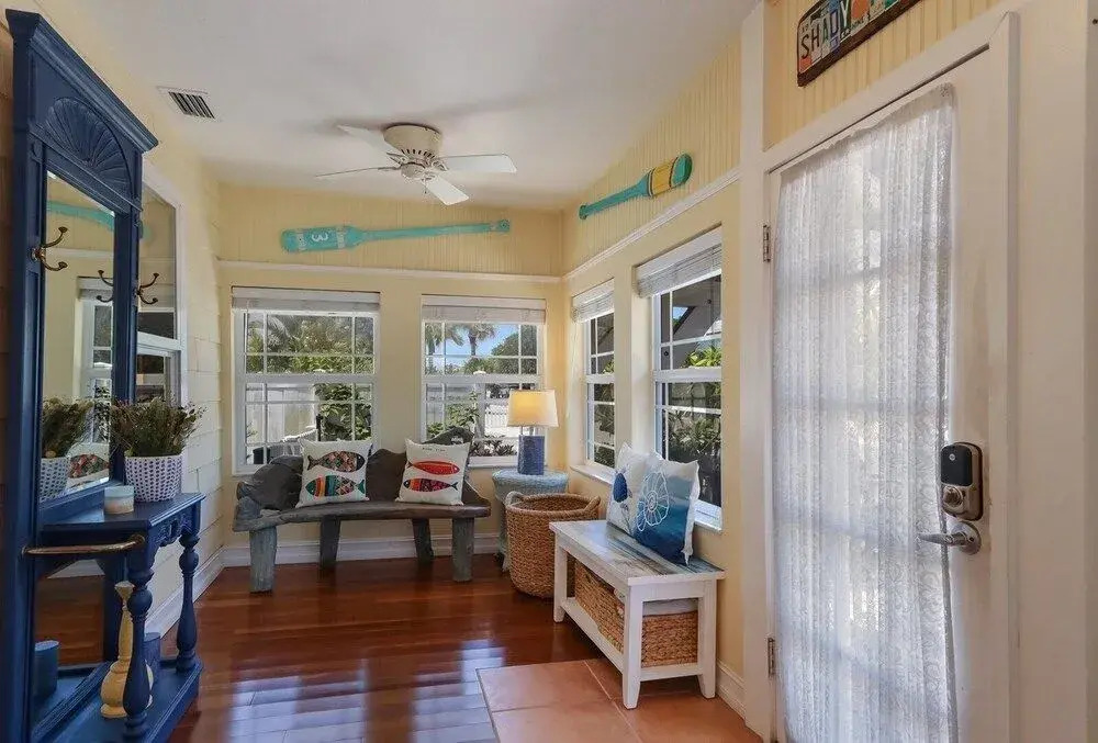 Shady Mango 2 Bedroom Home by RedAwning