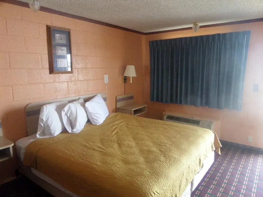 Sage & Sand Motel