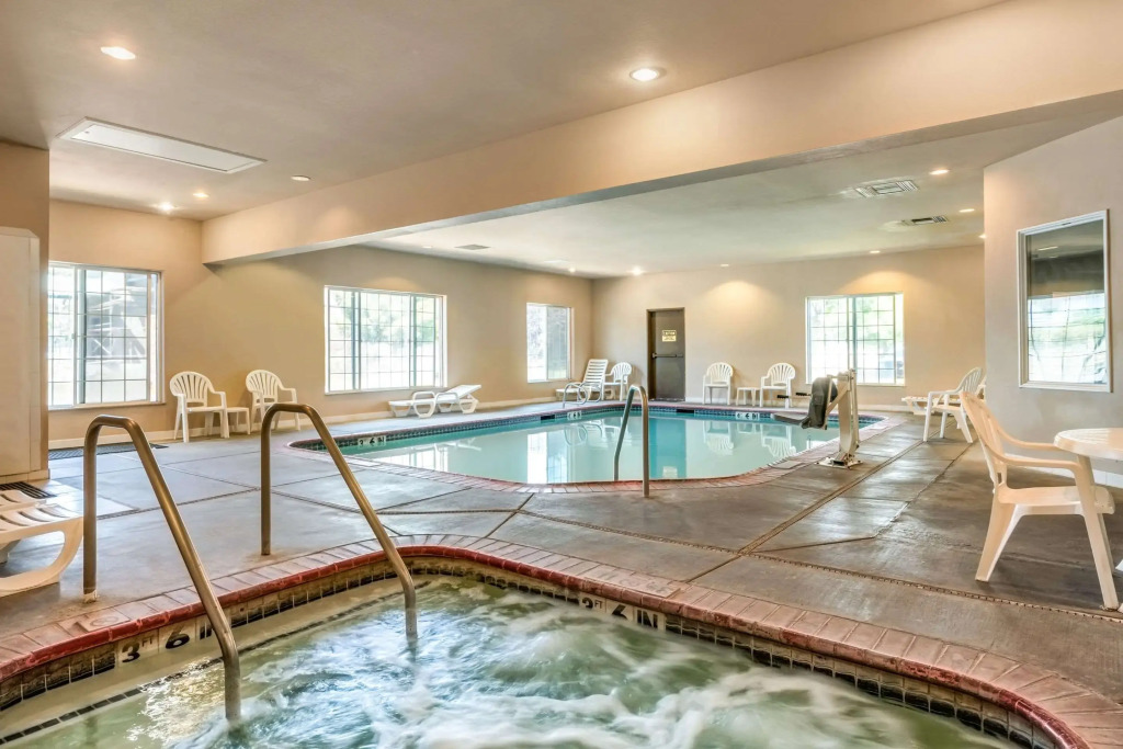 Comfort Inn & Suites Galt - Lodi North