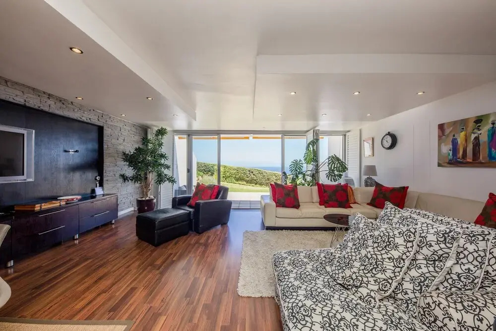 Benoa Apartment