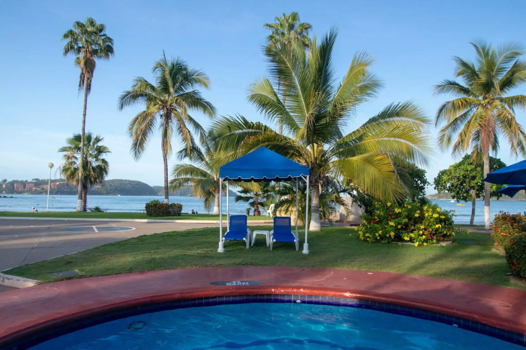 Qualton Club Ixtapa All Inclusive