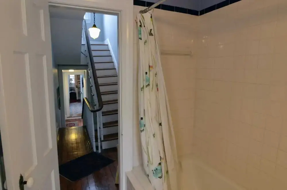 509 East Cap 5 Bedrooms 3 Bathrooms Home