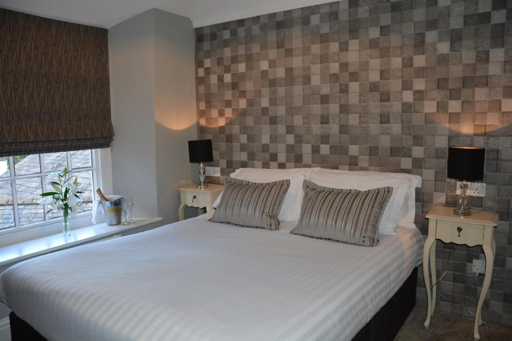 Lakes Hotel & Spa