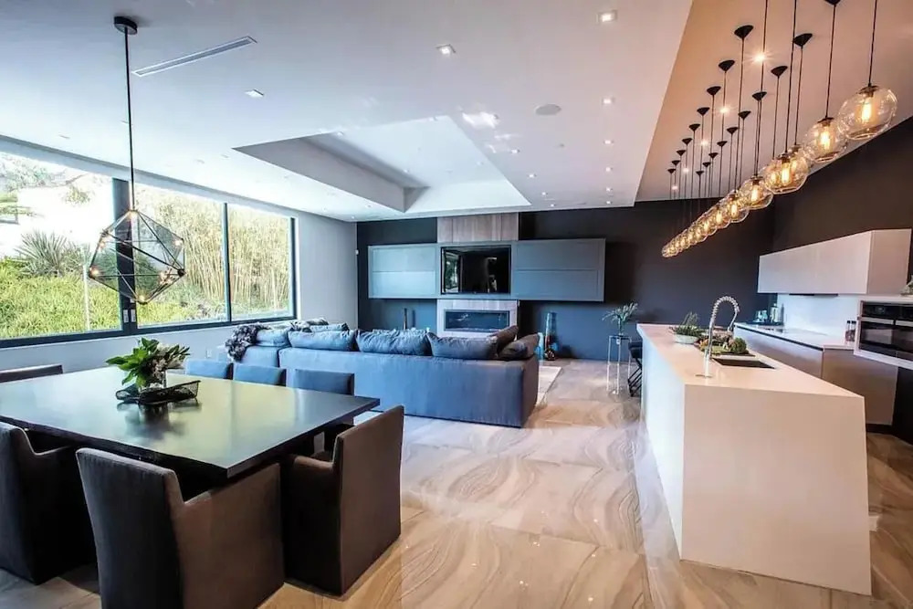 Bowmont Glass Estate - Sleek, Architectural and Unique Contemporary Estate