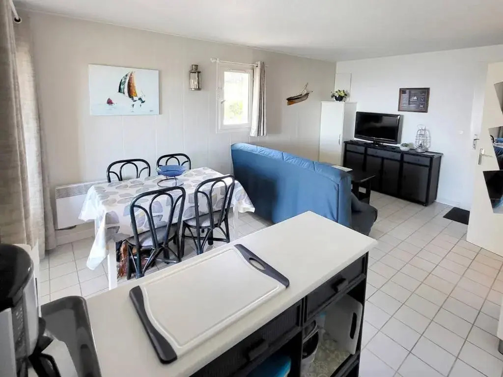 Appartement Six-Fours-les-Plages, 3 pièces, 6 personnes - FR-1-316-294