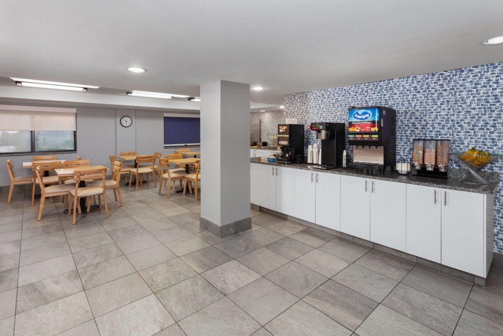 AmericInn by Wyndham Appleton North/Little Chute