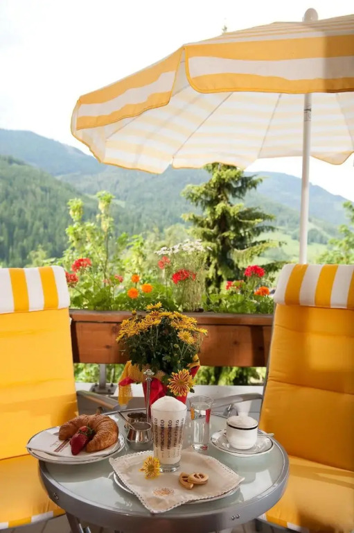Wohlfühl & Genusshotel Felsenhof