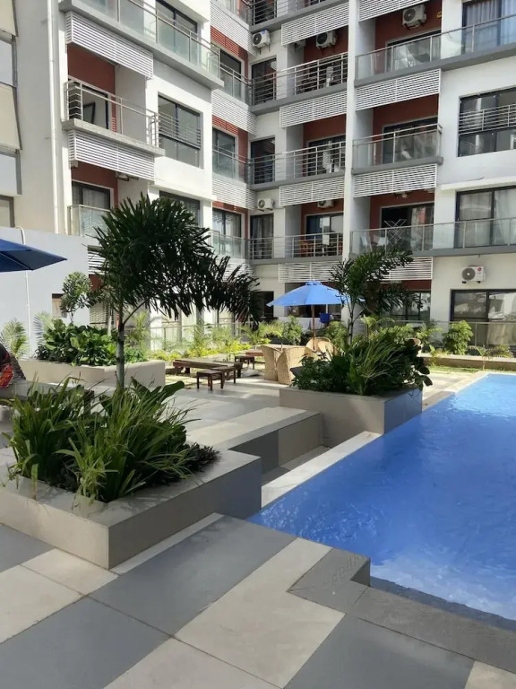 Modern Nearby Beach Apartment