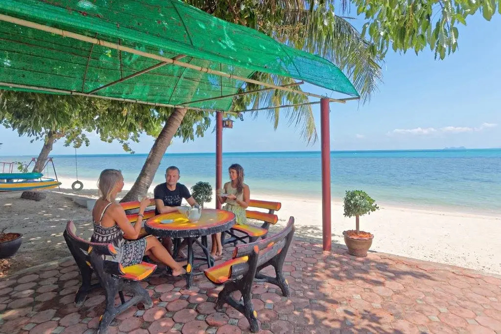 Health Oasis Resort