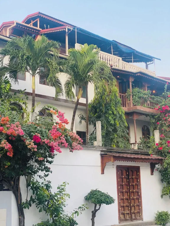 Garden Lodge