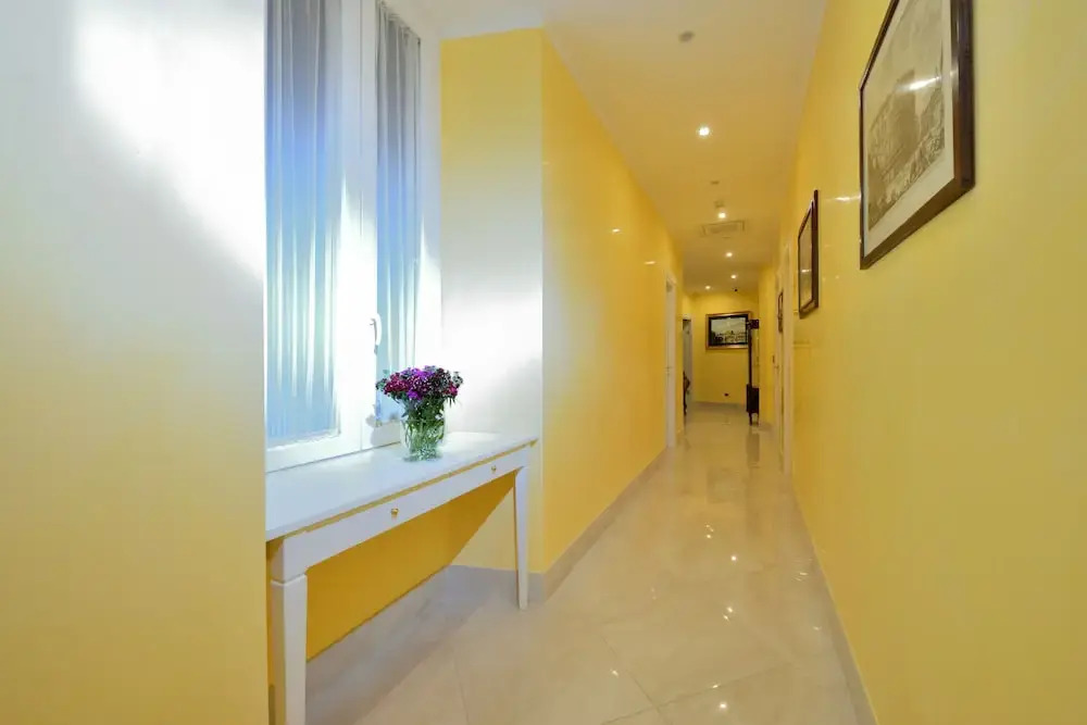 Fabio dei Velapazza Guesthouse