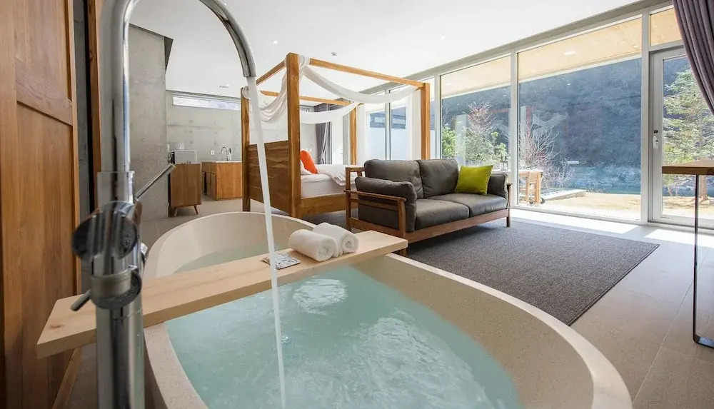 Heritis Poolvilla