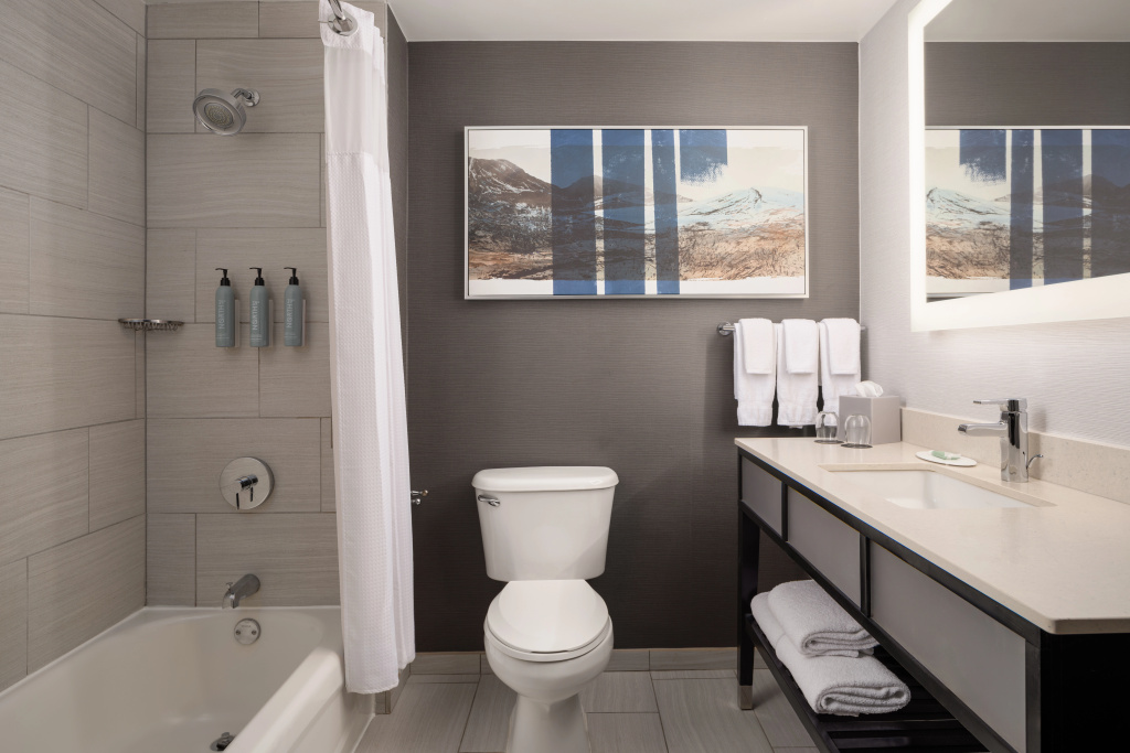 Courtyard by Marriott Boston Brookline