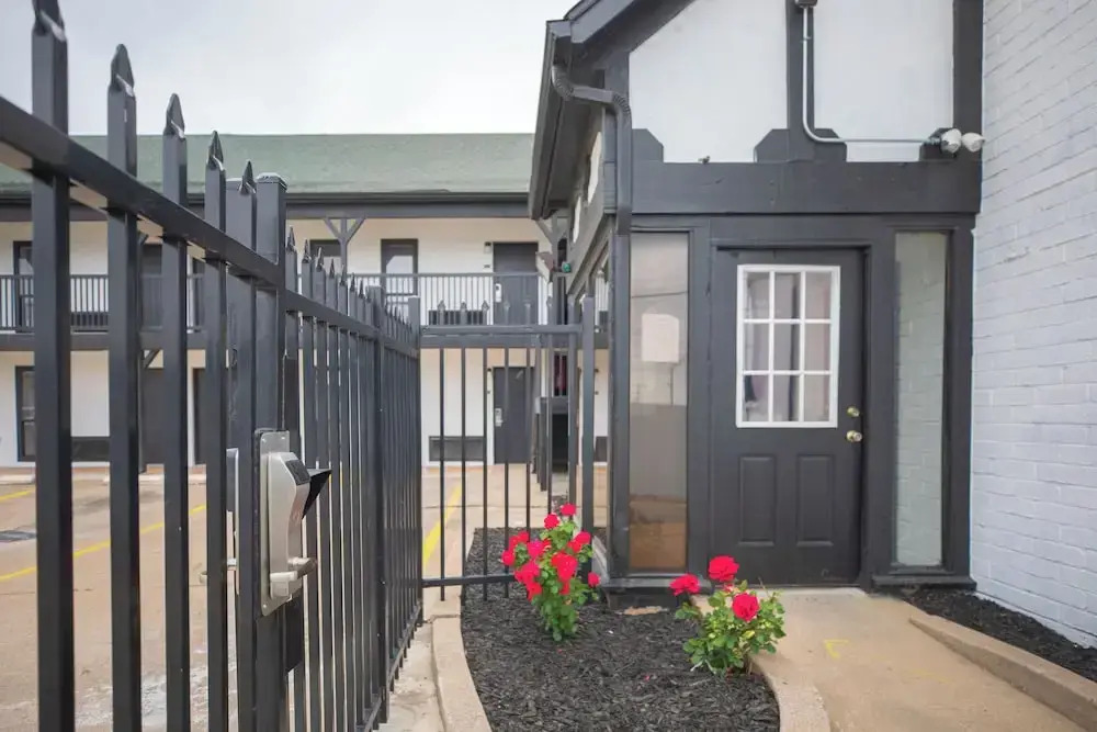 Economy Suites Extended Stay