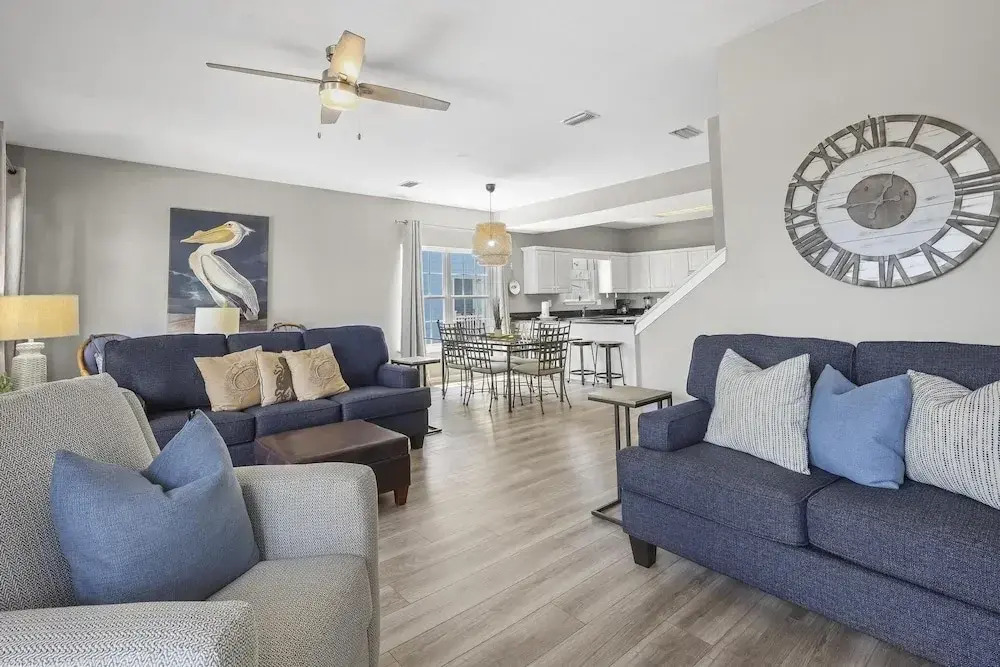 214 Shoreland