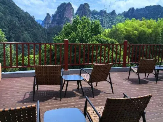 Yueshanju Hostel