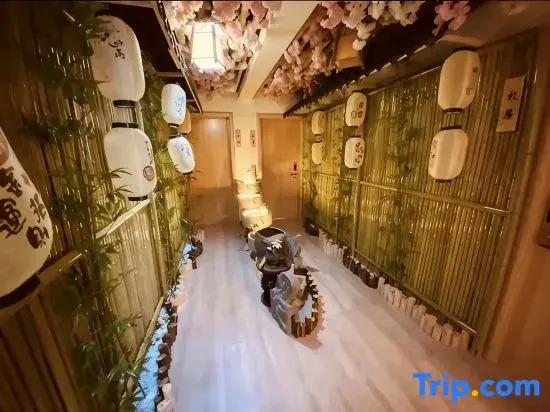 Qijian Shimengshe Hotel (IFS International Financial Center)