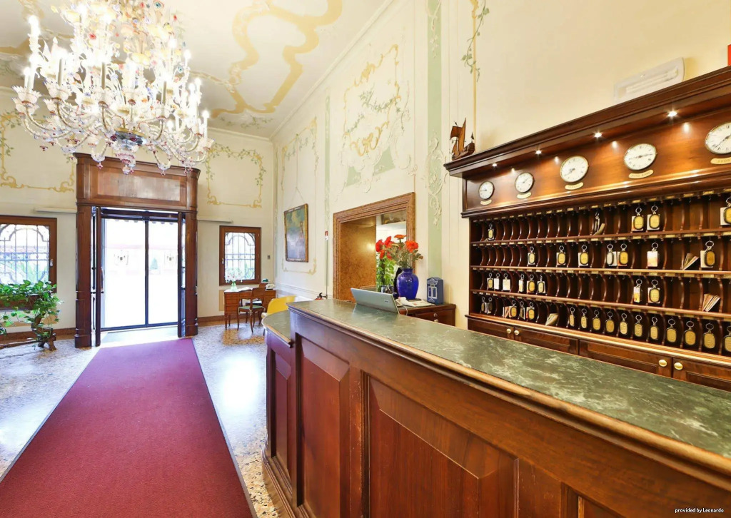UNAHOTELS Ala Venezia-Adults 16