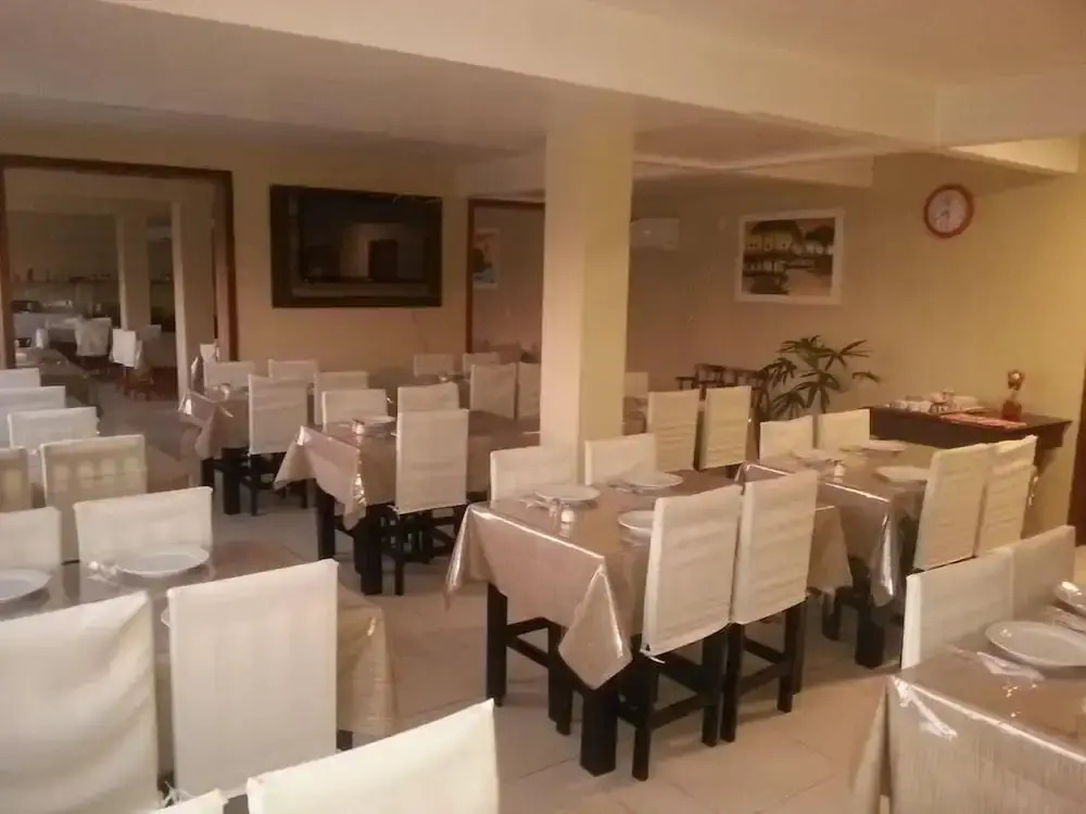 Marechal Plaza Hotel