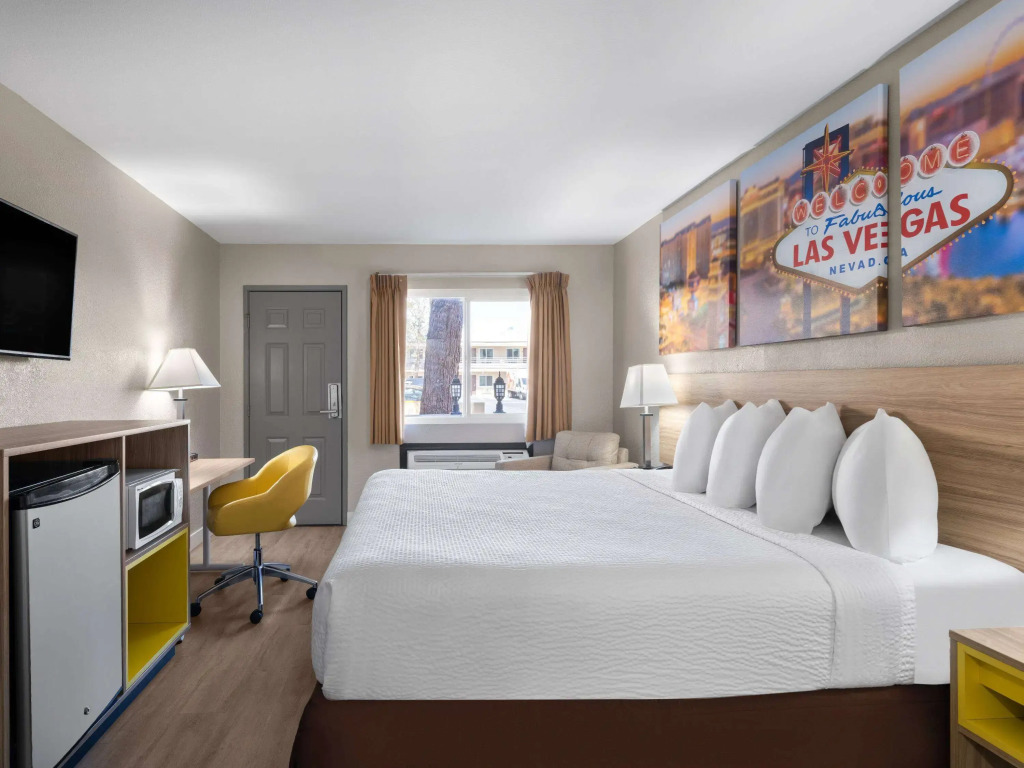 Days Inn by Wyndham Las Vegas Airport Near the Strip